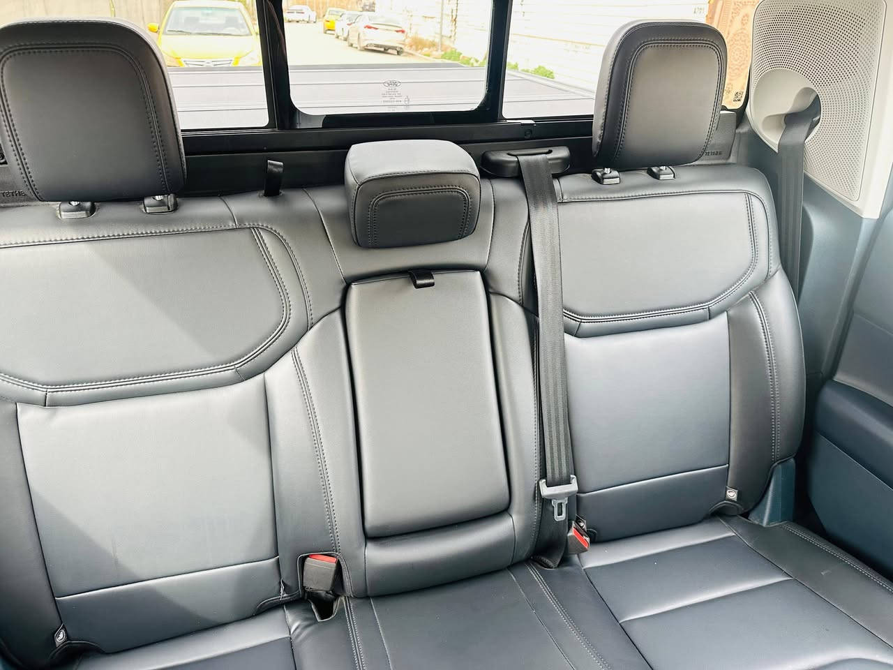 السلام عليكم فورد مافريك 2024 السيارة وضع الشركة ماشية 13 الف اخت الزيرو عنواني بغداد الاعلام سعرهة 205 / *********** وبيهة مجال بصيط
