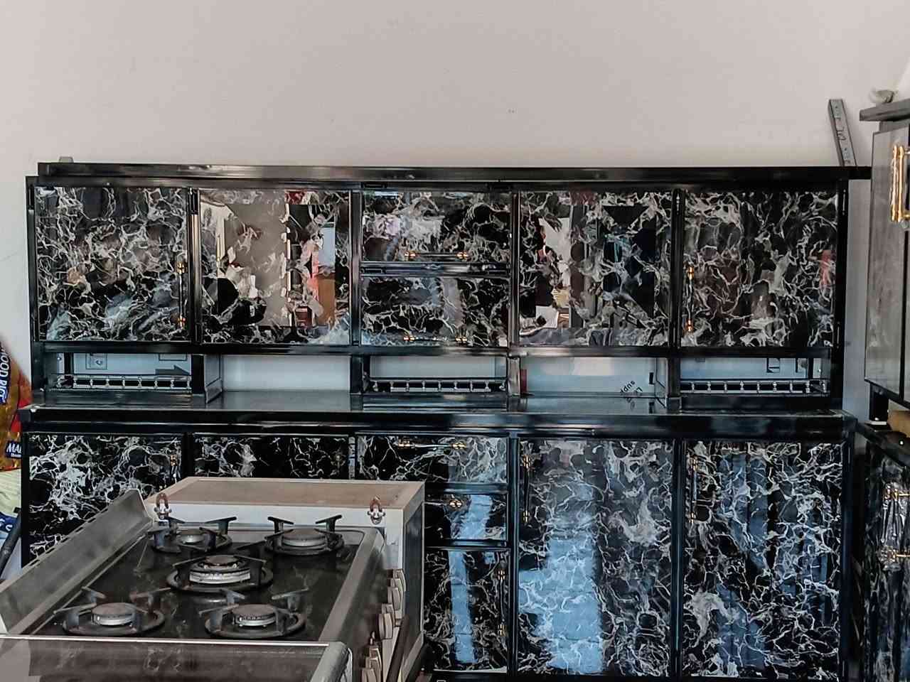 السلام عليكم ورحمة الله وبركاته يوجد عراض جديد ومستخدم وبسعار مناسبه المكان قضاء الرمانه مقابيل المركز الصحي الاستفسار ***********
