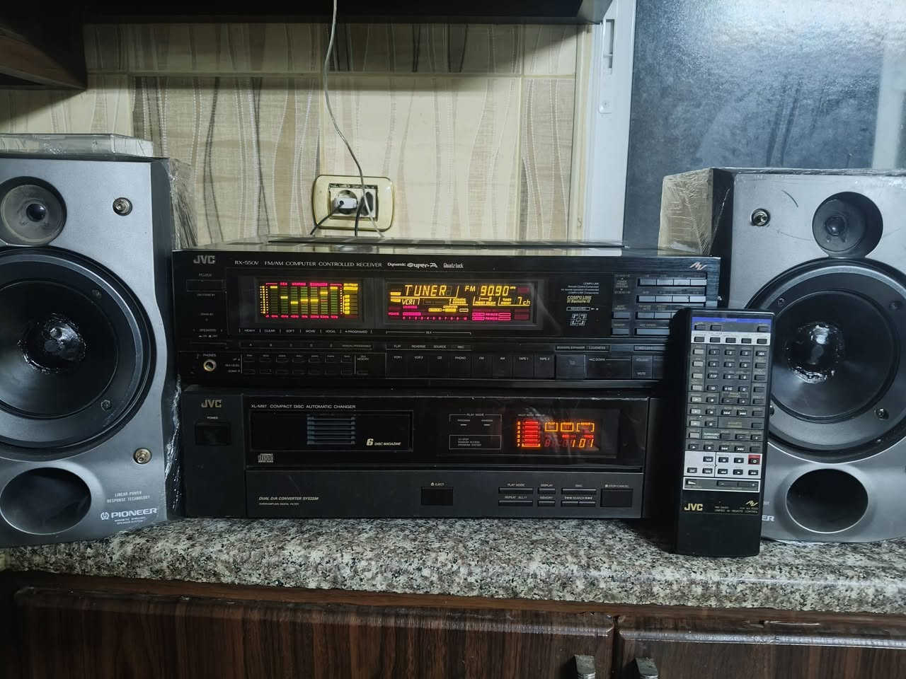 الجهاز بحاله الوكاله مع ريموته الاصلي ٥٠دولار


**إذا كنت صاحب هذا الإعلان وتريد حذفه لأي سبب، رجاءا أرسل رسالة إلى الدعم الفني**