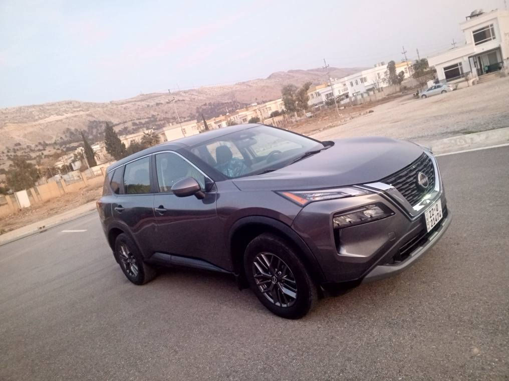 ڕۆگ2022
Sبە سمە شغال ڕادار شاشە کامیرە دە بڵ اکسل 6مۆدی لێخوڕین کامر ڕادار تحکم ستێرن 
دووپارجە ی سبوغە بێ ژووڕێ بێ ئێرباگ بی شوختو جاڵ 
مکینە15 تۆربۆیە زۆر اختسادە
ڕە قە مو فە حیو هه زە نوێ یە 
پێشو پشت کە پس دە عامیش بیلادە
*********** كويسينجاك, أربيل
