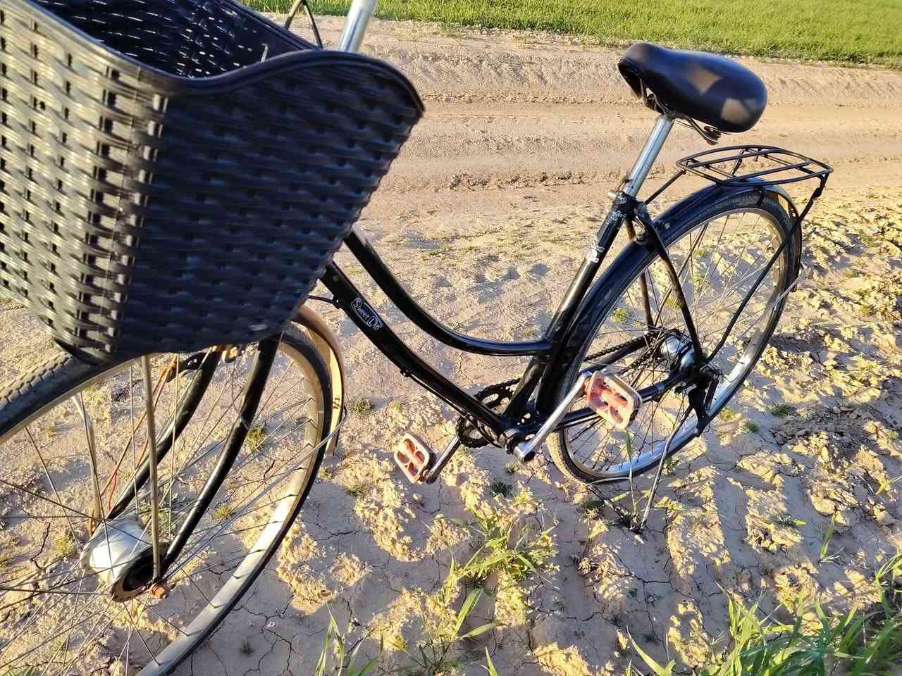 السلام عليكم باسكل حجم 27 للبيع السعر 65 بي مجال المكان قريه العدله ***********
