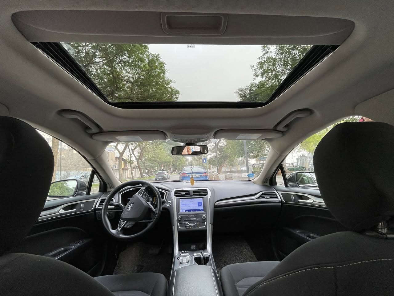 فورد فيوجن 2020 SE
محرك 1500 توربو ماشية 60 ميل 
صور الحادث مرفقه والسيارة معروفة بمواصفاتها
السياره بجم كبس
‎السيارة سلايد
‎بصمة 
‎ثلاث شاشات (3) الكتروني
‎رادارات امامي وخلفي وجانبي
‎حساسات امامي خلفي
‎مانع تصادم 
‎مثبت سرعه 
‎تحديد مسار
‎گير ماوس
‎كامره خلفية دواره
‎مانع انزلاق
‎شاشة اعطال
‎نظام صوتي مميز
‎نظام ECO اقتصادي
‎تبريد قطعتين خلفية
‎هندبريك بصمة  
‎مخارج USB عدد (4)
‎كود قفل ابواب شغال 
‎كشن كهرباء قماش
تشغيل عن بعد 
‎رقم اربيل السعر ١٤٣ وبيها مجال للشراي
***********
