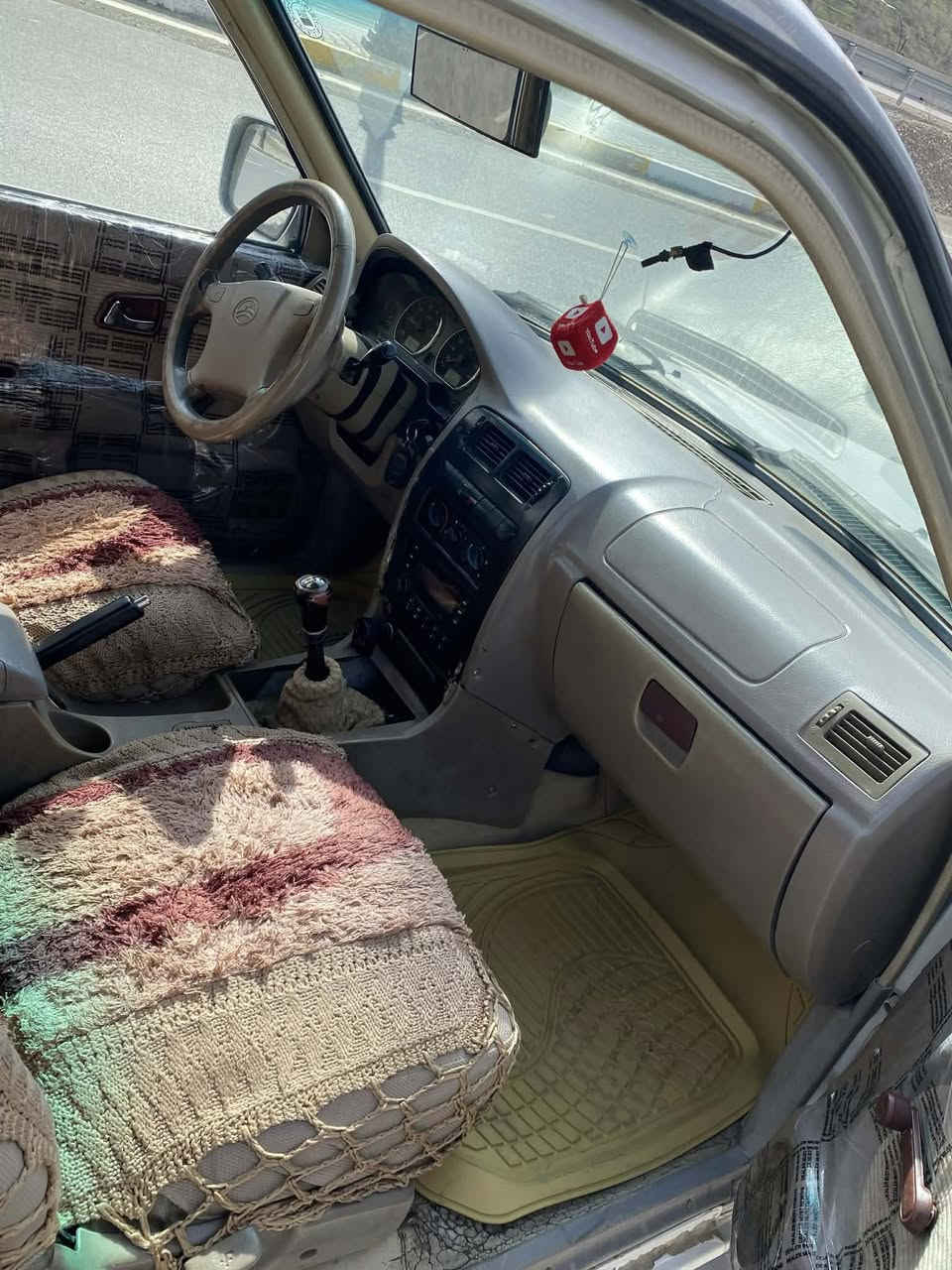 پیکاب ٢٠٠٦ ناو پاکەتی مەکینە بەخ مەنەفیست اسلی پاکانەی و هەزەی سۆران بە شەرتی خرامە گیر و مەکینە و اکسل بە شەرت سەیارەکە زور خاوین مایتەوە ماشاللە هەمو گیانی لەسەر بیلادە 
***********
***********
