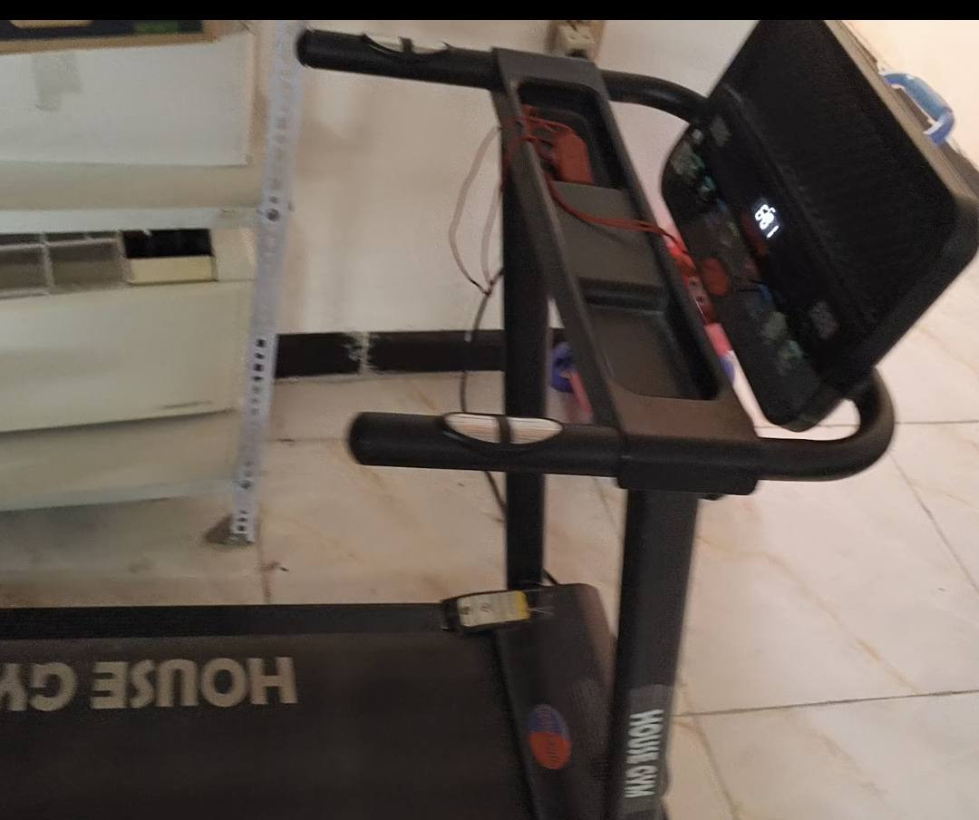 جهاز جري للبيع ١١٠كيلو بلوتوث سبيكرات مو جبلي  بسعر ١٢٥ الف وبي مجال ***********حي الجهاد الديوان
