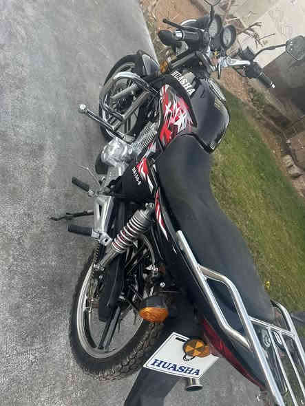 السلام عليكم هايوشه ٢٢نضافه فول أوراق بدون كمرك
بصمات سويجات 
مراوس وترهم بيع 
سعره٨٠٠وبيها مجال
مكاني القائم حصيبه 
رقمي ***********
