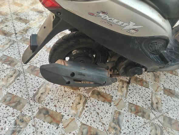 سلام عليكم دراجه كامكو للبيع صار 7 اشهر طالعه من الوكيل الدراجه نضافتها شوفت عينك شلعه تشك الكاع السعر 600وبيها مجال قليل للشراي ***********
