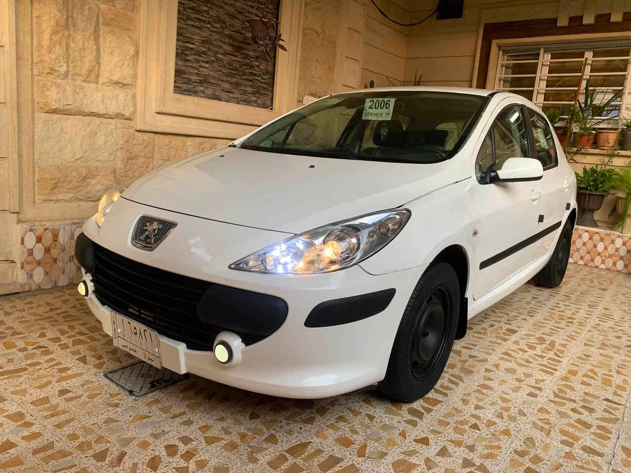 بيجو 307 موديل 2006 موسسة.... كير توماتيك رقم نينوى الماني.. شرعي بالموصل تحويل مباشر.....سنتر لوك.....جامات كهرباء... كوبون بانزين ...مسجل بلادي تحكمات... طخم وتبريد ثلج …كهربائيات وكير ومكينة وتايرات كلو جديد ومكفول…السيارة جاهزة .....مابيها اي نقص ...بيها مكانات صبغ تصليحات بدون حادث ابيعها حزام…. السيارة جاهزة ونظيفة احلى من الصور ..السعر النهائي 52 للاستفسار ***********

