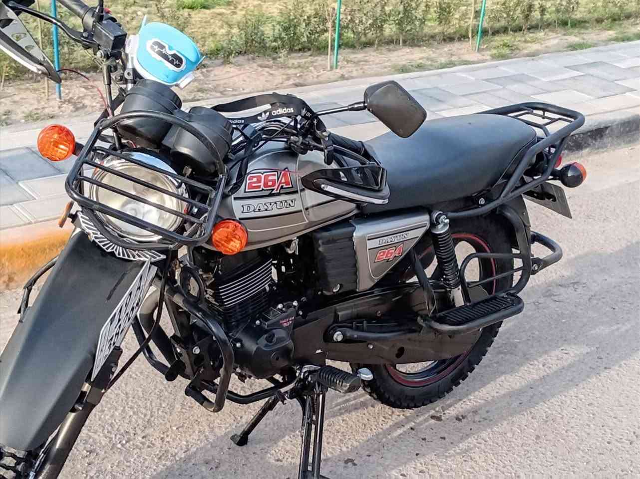 سلام عليكم دايوان لبيع مديل 2023 مرقم كربلاء مشروع وطني اي مكان تحول مكينه 200cc اي نقص مابيه دراجه كامله حلو ماكن بغداد شعب/ سعر/2300 بيه مجال
***********
