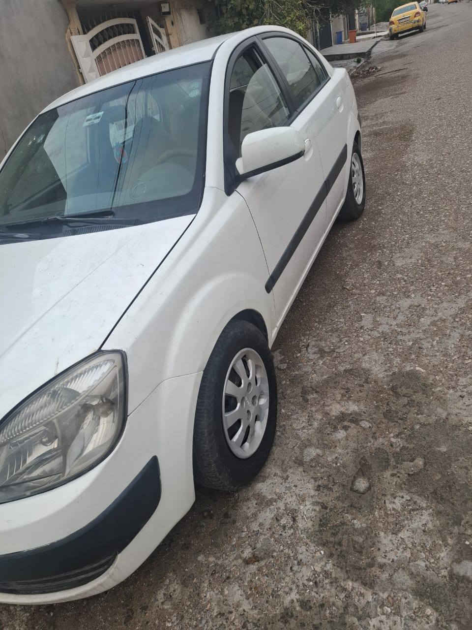 كية للبيع موديل ٢٠٠٩ رقم سليماني جديد تحويل مباشر بي حادث امامي ثلاث قطع السعر ٨٢ وبي مجال اتصال على رقم ***********
