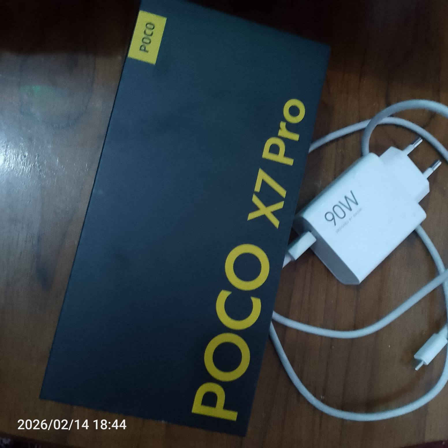 السلام عليكم
بوكو 7xبرو للبيع 
ذاكره 512
ملحقاته كامله 
مكان بغداد 
370


**إذا كنت صاحب هذا الإعلان وتريد حذفه لأي سبب، رجاءا أرسل رسالة إلى الدعم الفني**