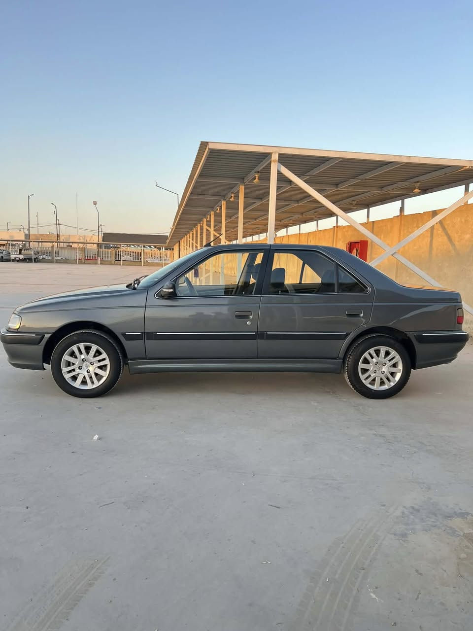 السلام عليكم بيجو بارص مديل 24 رقم بغداد بسمي حره سياره جديده ماشيه 17 ستلام بسنت ل 25 غراضهه ما  مفتوحات سياره كامره حساسات خلفيه مري شفط كشن كهرباء  مكاني الكوت *********** السعر 86 بيهه مجال قليل
