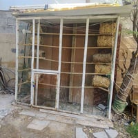 قفاص عدد ثنين كبار مع حلات لسعر 75مكاني مشتل شارع لمطبك 07723561456 بغ...