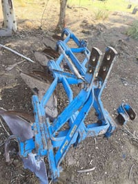 للبيع معدات زراعيه مستعمله شي بسيط فدان معدلاان مرازه07779419636