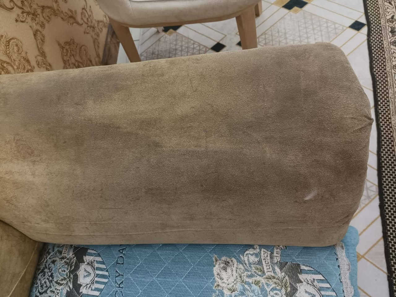 ✨البركة للغسيل السجاد ✨ 
عنواننا الثقة والتميز 
بأحدث الأجهزة رجع زوليتتك جديدة 
انواع المعطرات 
💰 سعر المتر بـ 1000 دينار فقط

🚚 التوصيل الف داخل بسمايه 

📌 أسعار إضافية:

▪️غسل موقعي تخم 10 مقاعد ب50 الف
▪️تخم 8 مقاعد ب40 الف
▪ غسيل البطانيات واللحف: 4000 الاف

▪ غسيل الستائر (طبقتين): 12,000 الف

📞 للحجز والاستفسار:***********

🧼 خلي سجادك يلمع ويرجع جديد ويانه!
