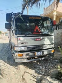 طول ٥ وربع اصلي محرك ٧٠ عادي السعر ١٣٥ وبيها مجال ملاحظه #مكلف_بالنشر ...