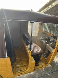 تكتك 20 رقم وسنويه بيها تنقيص فقط رايدها 7 وبيها مجال مكان بغداد زعفرا...