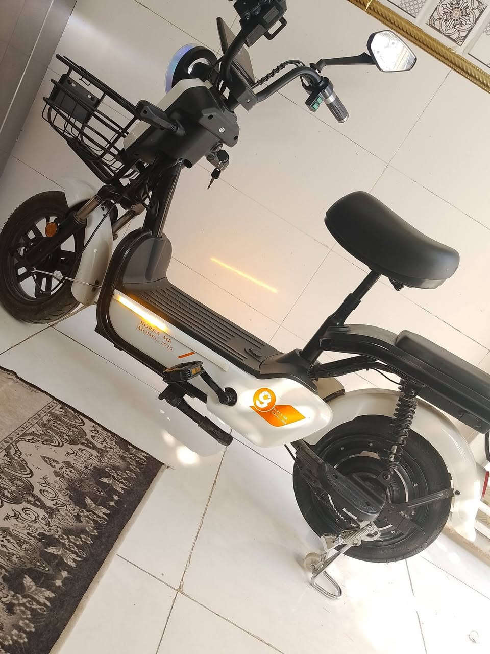 دراجه شحن  حجم 14للبيع جديده مستعمله قليل جداً السعر 250الف التواصل خاص او أتصال ***********
يوجد توصيل داخل ميسان
