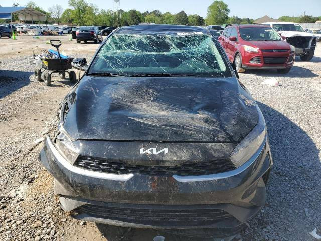 للبيع كيا فورتي لون اسود موديل ٢٤ حادثها كما موضح بالصورة السياره تشتغل وتمشي بدون تصليح حاليا بغداد كراج باليوسفيه كراج حسين قرب البانزين خانه سعرها ٩٨ ورقه وبي مجال بسيط للتواصل هذا رقمي *********** بغداد, العراق
