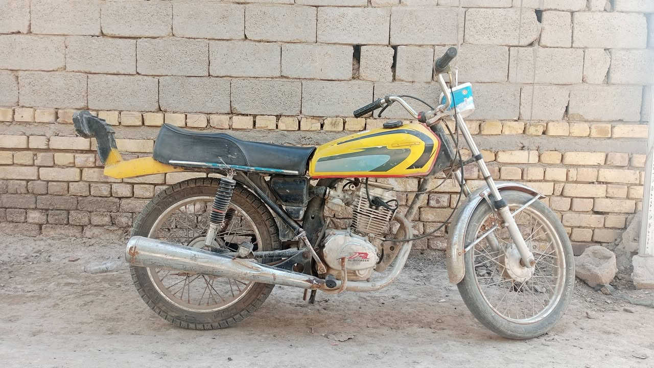 سلام عليكم دراجه كلك كلك دراجه خير من الله  *********** السعر 350 وبيه مجال
