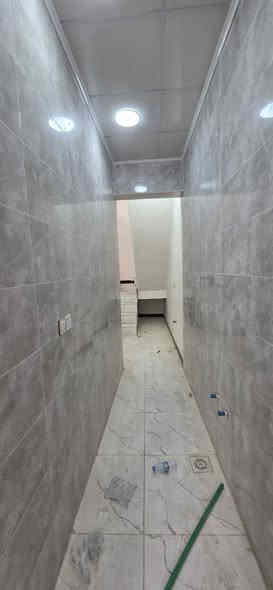 بيت للبيع خانقين توله فروش 
مجمع حجي حازم طابو زراعي 
مساحة ١٠٠م واجهة ٨م ونزال ١٢.٦٠ 
بيت زيرو مامسكون طابقين طابق 
الأول استقبال وصالة ومطبخ وغرفة نوم 
وطابق ثاني غرفتين نوم وصحيات للاستفسار 
اكثر مراجعة مكتب رابەر شارع المزرعة قرب 
جامع هداية ***********
