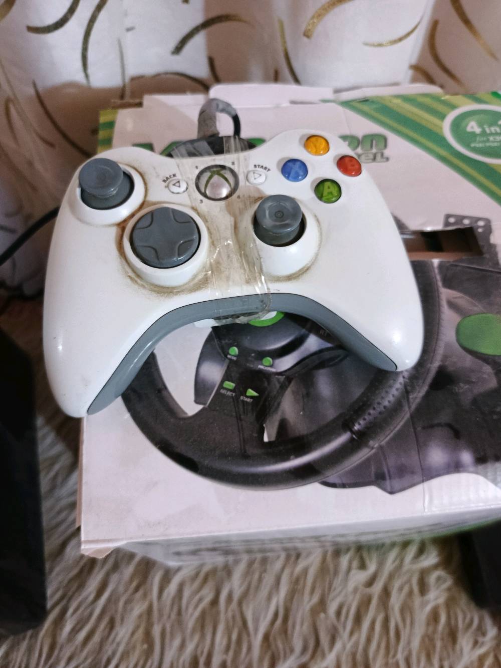 اكس بوكس 360 مع دركسن اضافه الى يدات ثنين العاب بيس 2025+2006 فيفا 19درايفر سان اندرياس جي تي اي واقعيا والعاب حرب العاب اطفال مكاني ذي قار 