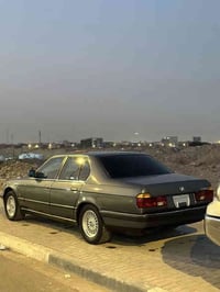 BMW 1991 السيارة جديدة مكينة كير حدادة  مصبوغة جمالية السيارة برغي ما ...