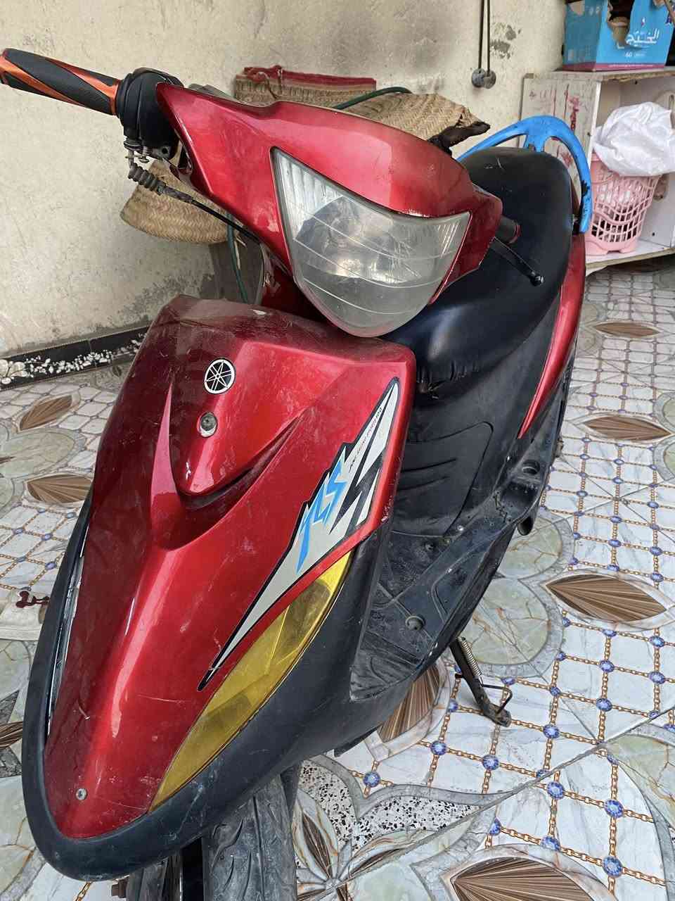 دراجه ماكس عدله الدراجه كلشي شغال بيه  بس جاي امشي بيه وطفت رحت كالو كايمه فعفته الدراجه ابيعه كايمه يعني طافيه ماتشتغل رايده ب350وبيه مجال للشراي فقط مكان المعقل الرقم***********
