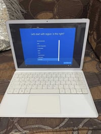 هواوي ميت بوك • ٢٥٦ • ٨ رام