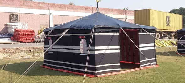 خيمة باكستاني
قياس 4*4 متر
جديده استخدام 7 ايام فقط
السعر ٣٢٥ الف 
العنوان الناصرية مركز
هاتف/***********
