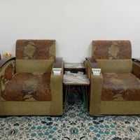 كنب • صالون