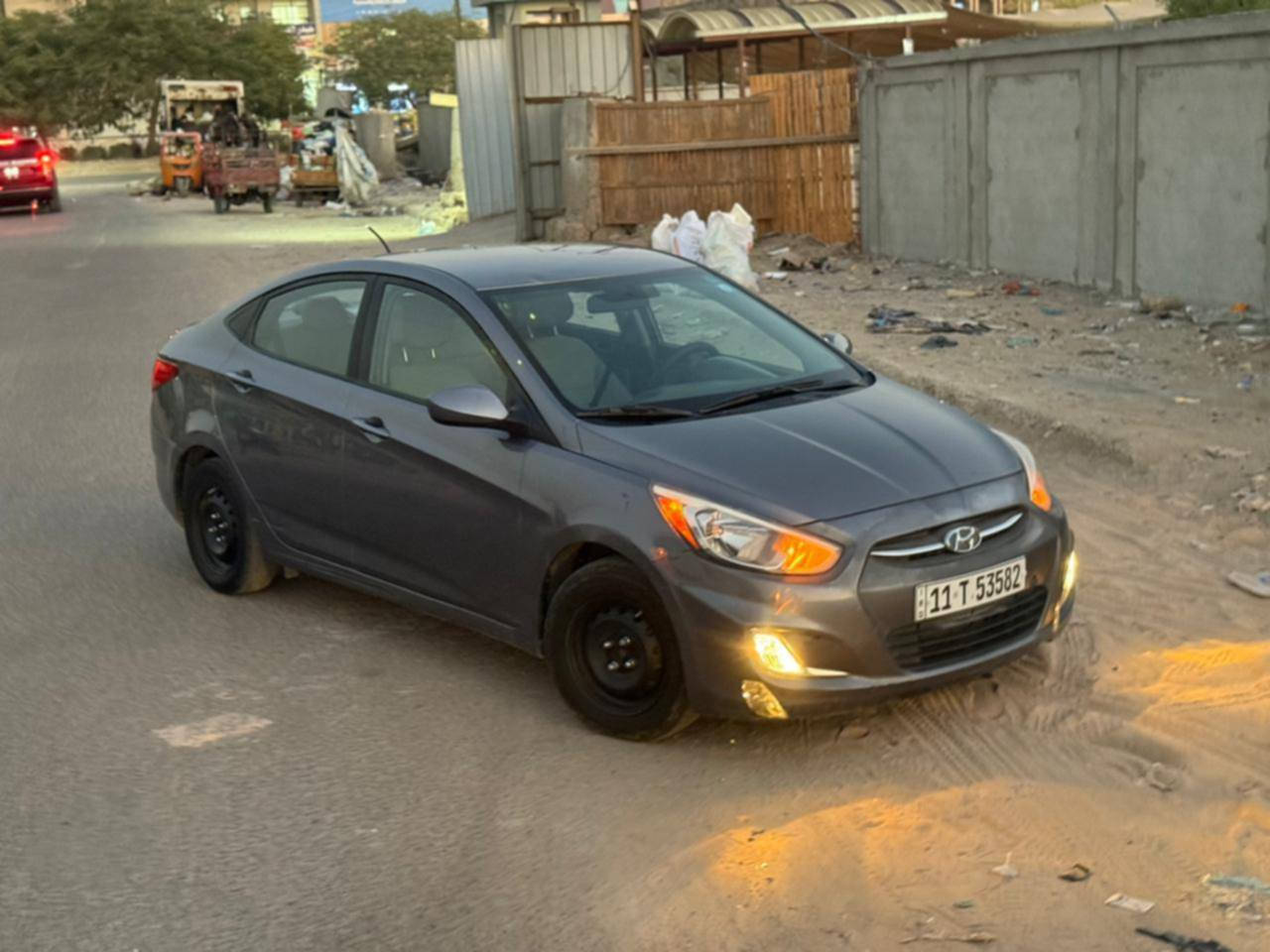 اكسنت 2017
امريكي حادث مثل ما موضح بالصوره والسونار 

محرك 1600 

حداية جديده

تخم تايرات جديد 

دوشمه جديد

ادامه جديده

شاشة وكاميرا خلفيه جديد 

محرك كير خير من الله 

رقم بغداد انكليزي

السعر 100 

مكان بسمايا

استفسار ‭***********
ابيع تحويل ثاني يوم بدون وكاله
