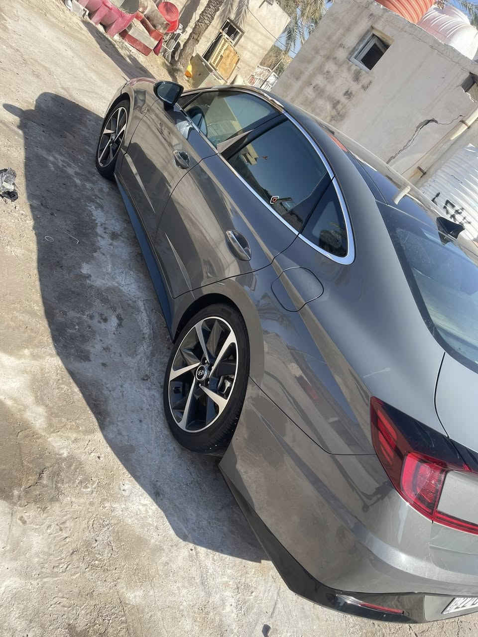 سوناته 22 فوللللل بنرامه للبيع فقط ماشيه79kmمو ميل
محرك1600تيربو رقم اربيل حره بسم شركه عامه وارد امريكي حدثها بس بنيد بدون لا شواصي ولا لغود كفاله 
وهنا صار بيها قبق جنطه نص صبغ وبارد قليل كد شبر بل مدكر الخلفي سعر 170 وبيها مجال مكاني البصره هاتف..***********
