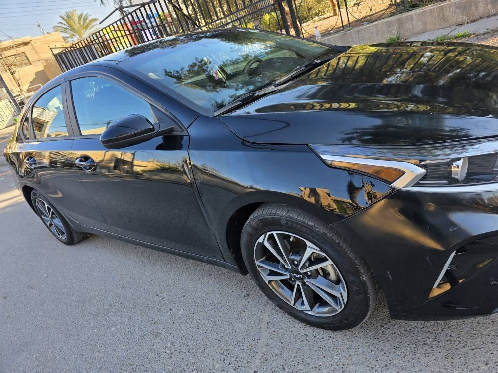 السلام عليكم #للبيع كيا فورتي 2023 وارد امريكي مواصفات lx
حادثهة بس بنيد وبيهة بارد بالجاملغ
ماشية 26الف رقم وهزة جدد بأسمي تحويل شوكت ميعجبك
سيارة جديدة كلش وجاهزة وكاملة من كلشي
مواصفات السيارة:
مكينة 2000 دوش المرغوب
شاشة وكامرة
تحكم ستيرن جهتين
درايف مود وضعيات قيادة
تبريد وتدفئة خير من الله
رادار امامي وخلفي وجانبي
مثبت سرعة تفاعلي
نقطة عمياء بالمري
مانع تزحلق
ومواصفات البقية المعروفة
مكان السيارة:بغداد سبع ابكار
السعر: 133 وبيهة مجال بسيط
للاتصال: *********** بغداد, العراق
