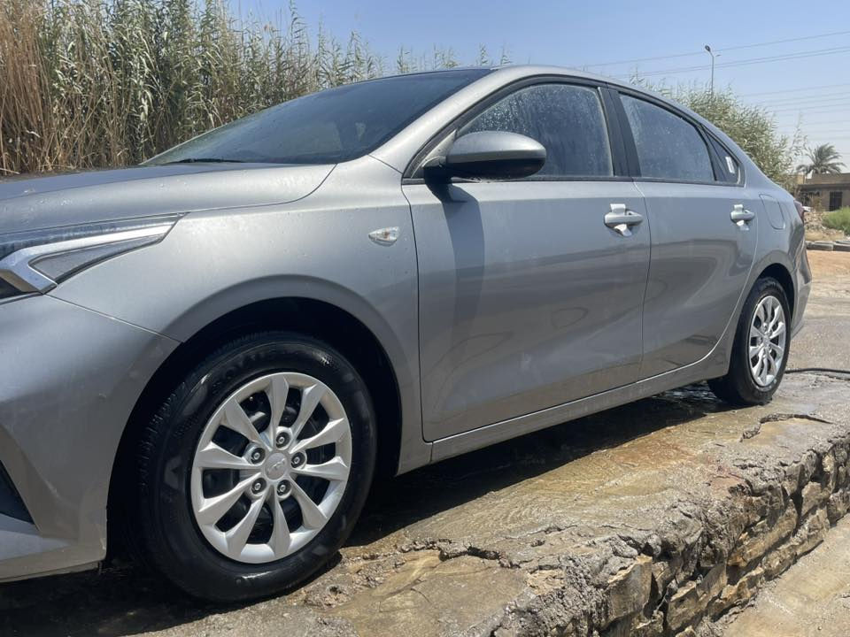 السلام عليكم
كيا كي 3 وارد كوري مو صيني مكينه ١٦٠٠ معوقين مثنى

سياره جاهزه من كلشي كير مكينه تبريد حداديه 

ضربه خلفيه 

سعره ١٢٣ وبيه مجال 

مكاني السماوه الوركاء 

اتصال ع رقم ***********
