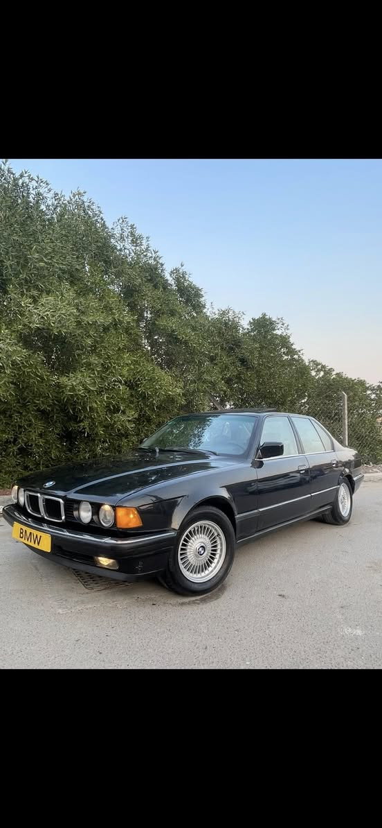 سلام عليكم للبيع 740 اصل موديل 93 بدون حادث وخياس كير ومكينة جدد حدادية امامي وخلفي جديدة تخم تاير ويل شعاع جديد اكسل قفل داخل جلد كشنات كهرباء دبل يرباك دبل كمبيوتر نفاضة قلاب جام كهرباء سلايت شغال تبريد شغال مازدات جدد بكلايتات جدد سكنات بلوجكترات جدد داينمو جديدة راديتر جديدة بور ستيرن جديد السيارة بجم عريض كهربائيات كلها شغالة من السكن لكلوب الرقم رقم بغداد بسمي رقم وهزة وسنوية جدد جامة امامية جديدة كلة شغال خير من الله مكاني بـغداد الاعلام السعر70 وخادم للطيبين ***********
