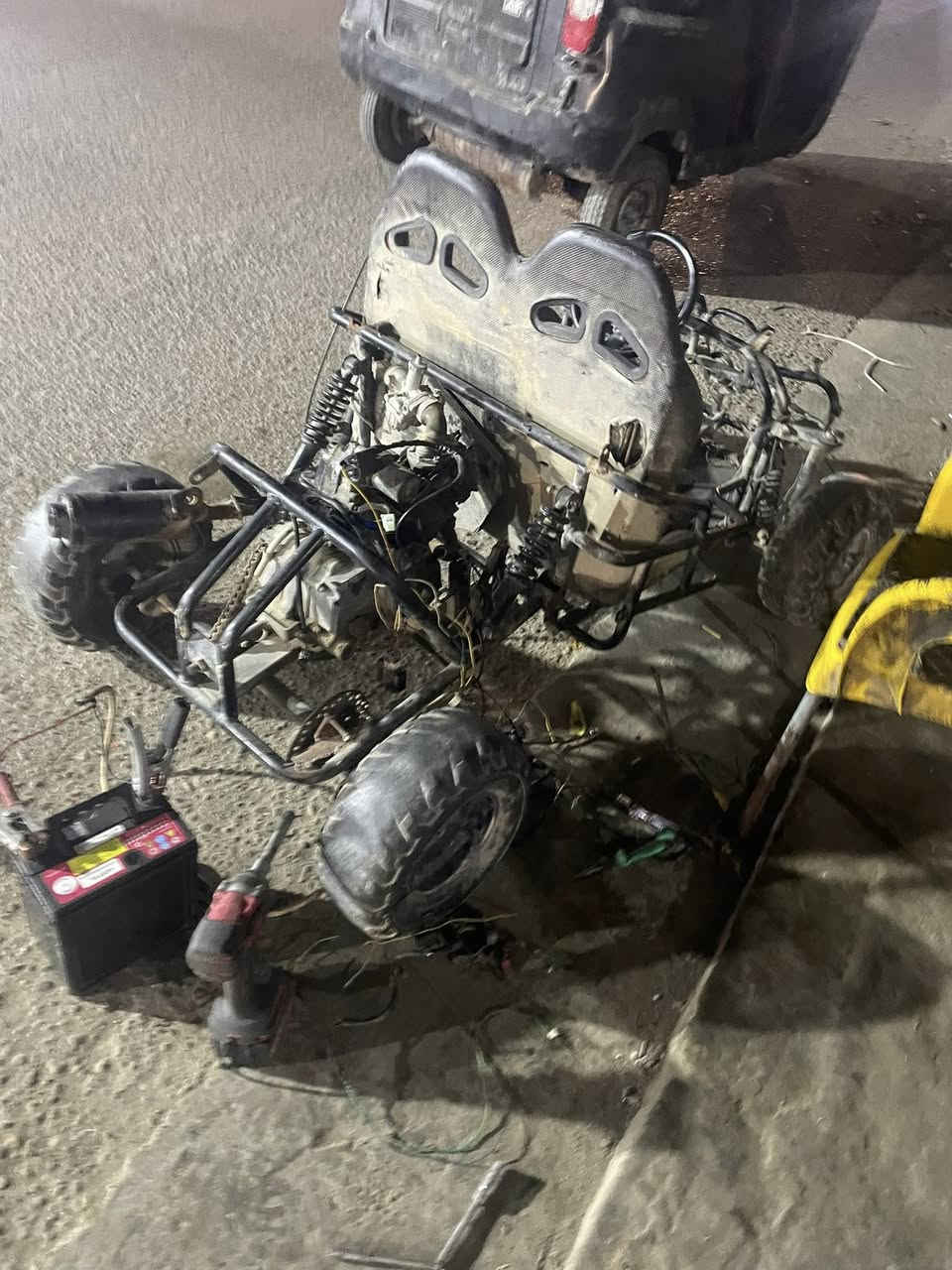 سياره بكي نفرين مكينه مابيه شي واشتريت عقل جديد وملف ومحد عرف يطلع ضربه نار اله للبيع مكاني الشماعيه بغداد  ***********
