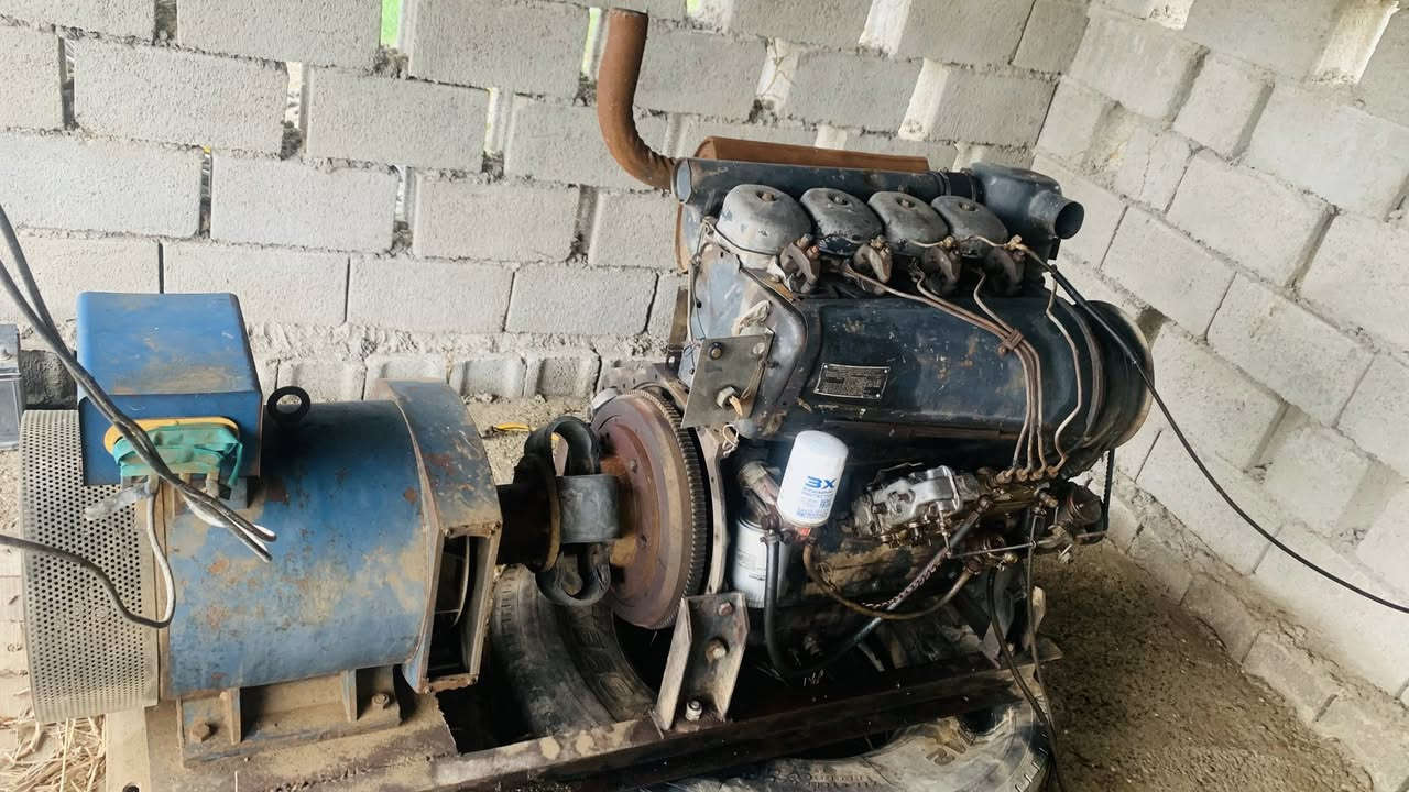 السلام عليكم دويز للبيع 4 بستم شغال وماناقصه اي شي نكره سلف الاستفسار عن رقم ***********
