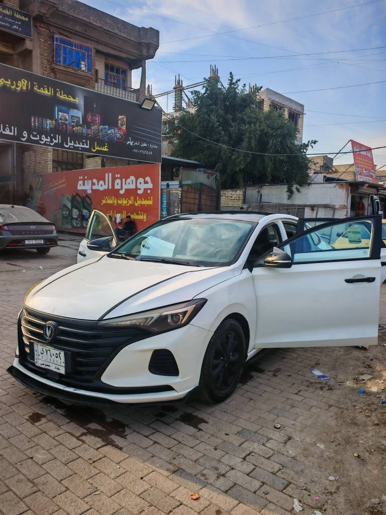 الرجاء قراءة المنشور للاخير .. ذاكر كل التفاصيل
للي يريد سيارة حديثة 2022 مكفولة مكينة وگير وعملية وقوية وبسعر اخو البلاش هاي افضل خيار
.
شانجان ايدو بلس 2022 للبيع نقد فقط ( لا قسط ولا مراوس ) ارخص ايدو بلس بالعراق 🔥
رقم بغداد
السيارة باسم شركة البخيت استقطاع ماستر وما عليها شارة حجز .. اخر قسط 2027/12/5 تخلص المدة وتصير حرة .. اسويلك بيها وكالة عامة ام الصورة واتكفل بالتحويل بعد ما تصير حرة

التفاصيل والمواصفات :
🔹المكينة : 1600CC
🔹الگير : CVT من شركة AISIN اليابانية .. حيل مريح واقتصادي .. على سرعة 100 الرون 1.6 RPM
🔹أبعاد السيارة :
الطول 4730 ملم
العرض 1820 ملم
الارتفاع 1505 ملم
طول قاعدة العجلات 2700 ملم
🔹انظمة البريك : ABS + EBD + TCS + ESC + BA + HHC والي يريد يعرف شنو ذني يكتبهن باليوتيوب ويشوف
🔹بيها نظام الصعود بالمرتفعات يثبت السيارة لحد ما تدوس بانزين وتصعد بدون ما تسرح ابد
🔹التبريد من شركة DENSO اليابانية ( الشركة الي تنطي لتويوتا ) .. قطعتين امامي خلفي + امكانية عرض التبريد وتحكماتة بالشاشة
🔹كهربائيات السيارة من شركة BOSCH الالمانية
🔹بصمة + تشغيل عن بعد
🔹انظمة قيادة ( عادي + سبورت )
🔹شاشات اثنين قياس 10 انش
🔹تحكمات ستيرن : مثبت سرعة + تحكمات الراديو + التحكم بشاشة السائق + شاشة الاعطال
🔹ويل المنيوم قياس 16
🔹السكان يتعدل بأربع اتجاهات
🔹ايرباگ للسائق والراكب
🔹كاميرا خلفية دوارة + حساسات خلفية
🔹مواصفة بالصندوگ من توكف يمة ثواني ويفتح وحده ( بحالة شايل غراض ثقيلة )
🔹الكشنات : حضن لون بني .. جلد
🔹كرسي السائق يدوي بـ 6 وضعيات
🔹كرسي الراكب يدوي بـ 4 وضعيات
🔹اثنين USP امامي + واحد خلفي
🔹المرايات الجانبية تعدل كهربائياً
🔹ليد امامي خلفي
🔹اشاير بالمري
🔹حساس اطارات
🔹هاند بريك كهرباء
🔹السيارة ما تتقفل بحالة نسيت البصمة داخلها
🔹 من تطفي السيارة يشتغل تنبيه بحالة ( فار الستيرن يمنه او يسرة يعني مو عدل - اذا طفيت السيارة وما مبيت - اذا طفيت السيارة وناسي تطفي اللايتات / اذا بحالة سديت الصندوگ والسيارة ما مقفلة تضل تدگ هورن للتنبيه )
🔹هواي مواصفات حلوة بعد من ضمن الشاشة مثل تحويل شاشة التلفون على شاشة السيارة + تحكمات بـ بعض المواصفات الاضافية
.
السيارة ماشية 188 الف كيلو على ايدي وقابلة للزيادة .. صيانتها لحد ال 150 الف كيلو بالشركة .. حتى الماسحات مبدلها بالشركة .. وموجودات وصولات صيانة الشركة .. السيارة ماخذها زيرو 0 كيلومتر على ايدي

ملحقات السيارة :
🔺 بصمة ثانية
🔺 سبير طوارئ + جك
🔺 كتلوك السيارة
.
السيارة عليها سستم صوت بايونير 1200 واط 🔥⚡
.
السيارة بيها حادث سطحي صفحة السايق
( باب السايق والورا تبديل .. وبارد بالجاملغات الامامي والخلفي )
والجاملغ عكس السايق هم مبدل اثر حادث بسيط
وبارد بخشم البنيد گد شبر (( بدووووون دواااخل )) .. وكل صور الضربات موجودة يمي للي يريد يتأكد ان ضرباتهة سطحية .. قطع التبديل مصبوغة بلون السيارة مطابق 100% .. كلها ضربات سطحية يعني اللغد الشاصي التكم كلهة مكفووولة والايرباگات سليمة .. و وين متحب تفحص .. اي مكان اي سونار ماعندي مشكلة
 
سعر البيع 99 ورقة وبيهة مجال .. مكاني مدينة الصدر بالاولى ..
رقمي ***********

ملاحظة / اخوان عملة بالفيس ما اعامل .. تجي تشوف السيارة وما اقصر وياك بيك خير ودلل

وتحياتي للجميع 🙋🏻‍♂️ بغداد, العراق
