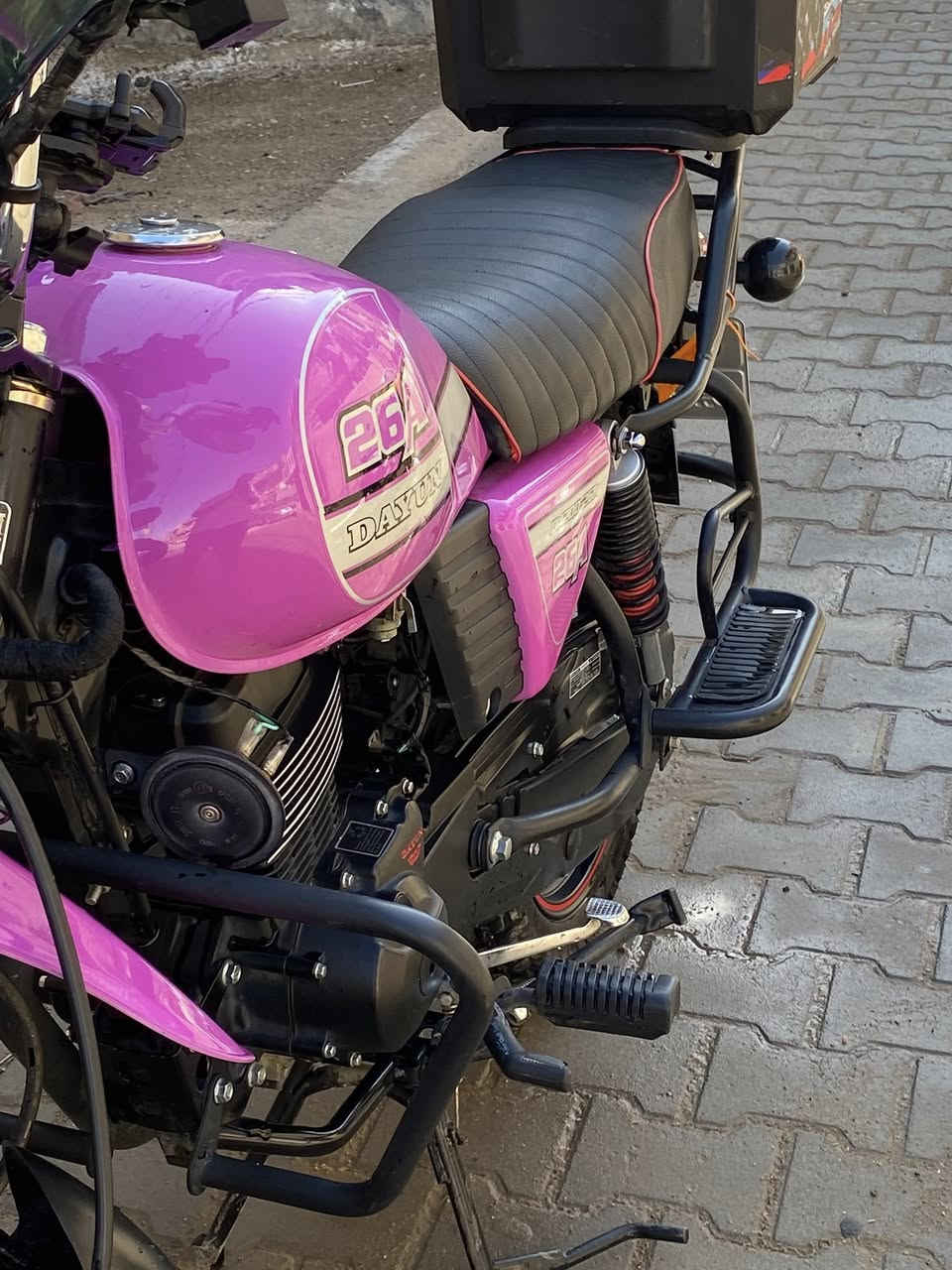 السلام عليكم دراجة دايون جبلي موديل 25الدراجة بحالة الوكالة ما ناقصة اي شي وما مشتغلة دليفري
السعر 2800 وبيهة مجال


**إذا كنت صاحب هذا الإعلان وتريد حذفه لأي سبب، رجاءا أرسل رسالة إلى الدعم الفني**