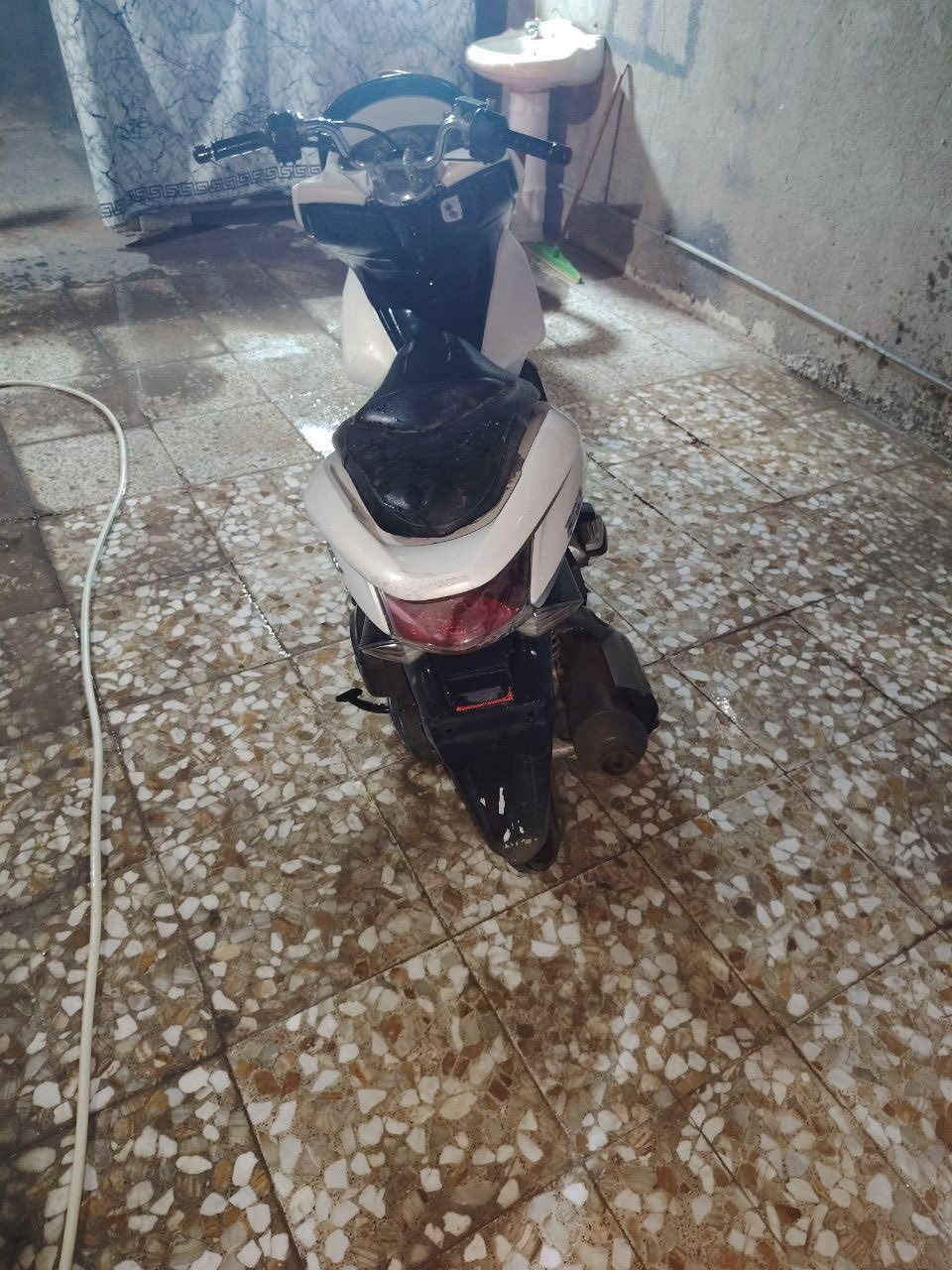 السلام عليكم pcx جيل الاول 2016 مكفوله محرك ما مفتوح ودراجه مابيها فقط طوافه مال بانزين حبايات يرمشن ودراجه تايراتها تاي وان الاصلي وفقط يرادلها بولش مكاني بغداد الدوره قفلها مليون ٩٩٩ مابيع وتكدر تجي تفحصها انت ومصلح مكينة مكفوله


**إذا كنت صاحب هذا الإعلان وتريد حذفه لأي سبب، رجاءا أرسل رسالة إلى الدعم الفني**