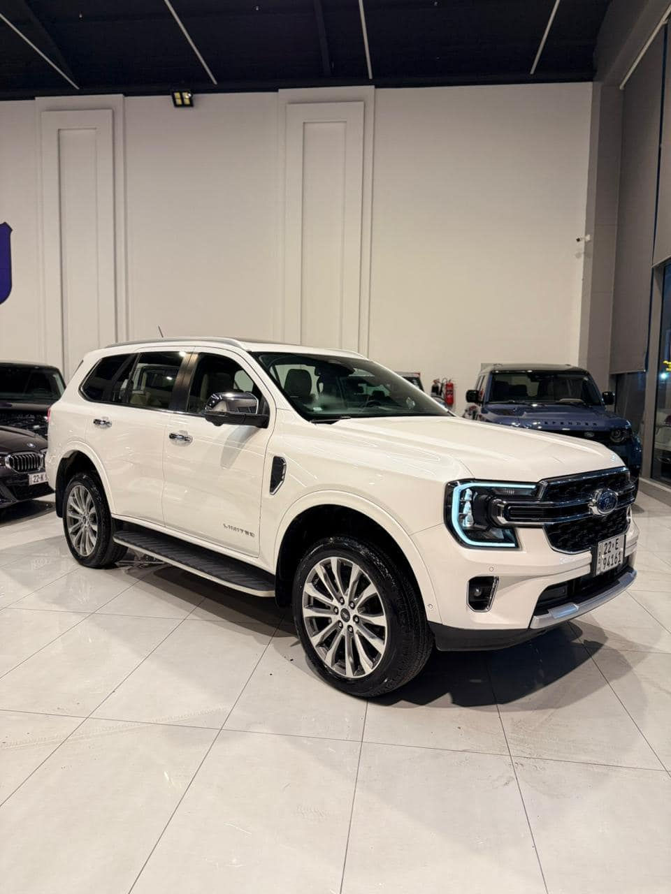 FORD EVEREST
فورد  ئيڤيريست
موديل:2024
ماشي:٣١ الف كم
شريكه-اربيل خليجي قاصد
سبغ تعديل:كفاله عامه
 
مواصفات 
 لايتي پيشه وه ي  ليد
سيسته مي كوژاندنه وه ي ترافيك لايت
به سمه
كاميّرا 360 پانوّراما
سندوقى كاره بايى
كورسى كاره بايي
كاميّراى دواوه
 ئاوينه رادار
شيّوازى ليّخورين
ديار يكرنى خيرايى
راكرى نشيّوى
 ئاوينه ي لاته نيشتىكه كاره بايي
 هه سته وه ري باران
 ياريده ده ري بريّك له كاتى فرياكه وتن
رووناكى ده وروبه ري ژوره وه 
ئاكًاداركه ره وه ي ده رجون له هيّلّ
بريّكى وه ستاني  ئه لكتروني
بلاجكتور

سعر:٣٣٥$🔥

***********
***********
