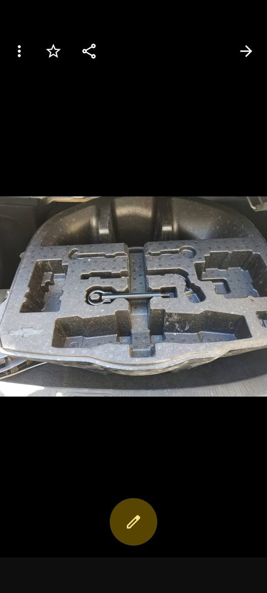 السلام عليكم 
لايت كورلا 23 هايبرد ،LE ابو اللد بس ماسكاته مكسره بس اللايت جديد فول اي شخط مابي
فلينه كورلا هايبرد تكعد بدون سبير 
كارتات لايت كورلا 23 هايبرد 
عدسة كورلا هايبرد 
مكاني البياع 
***********
