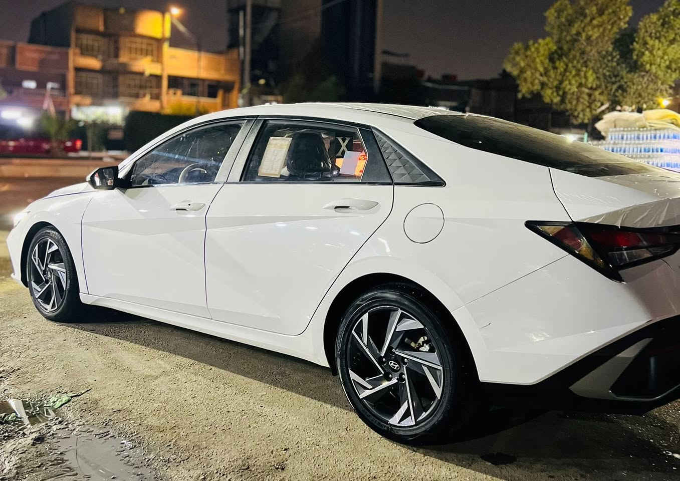 لبيع موديل 2024 خليجيه كفالا عامه ماشيه 60 مكينه 1600دبل نوزل سعر 140 مكانها بغداد ***********
