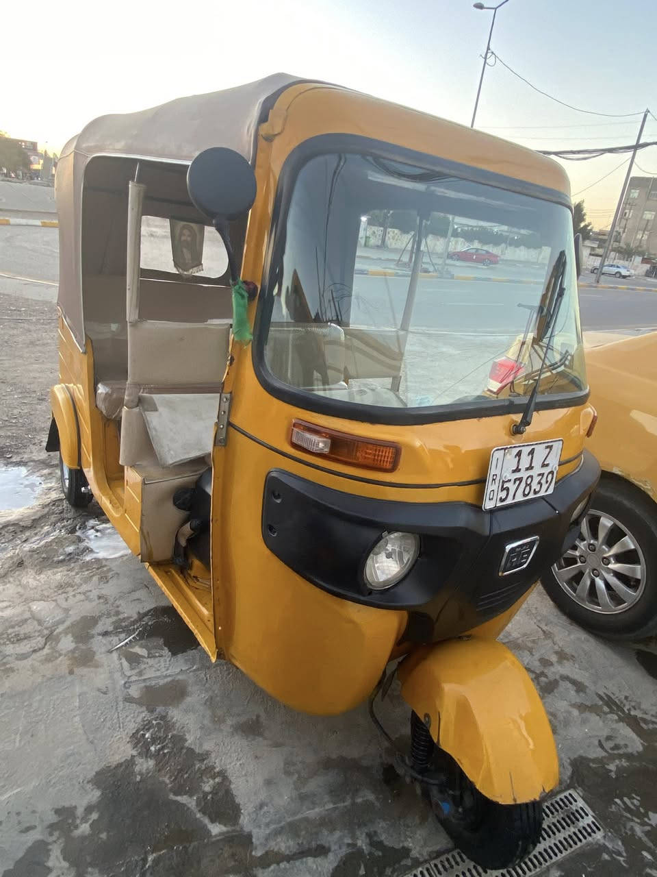 سلام عليكم شباب تكتك موديل 20رقم وسنويه تحويل ثاني يوم مكاني بغداد حي العامل
رقمي ***********
