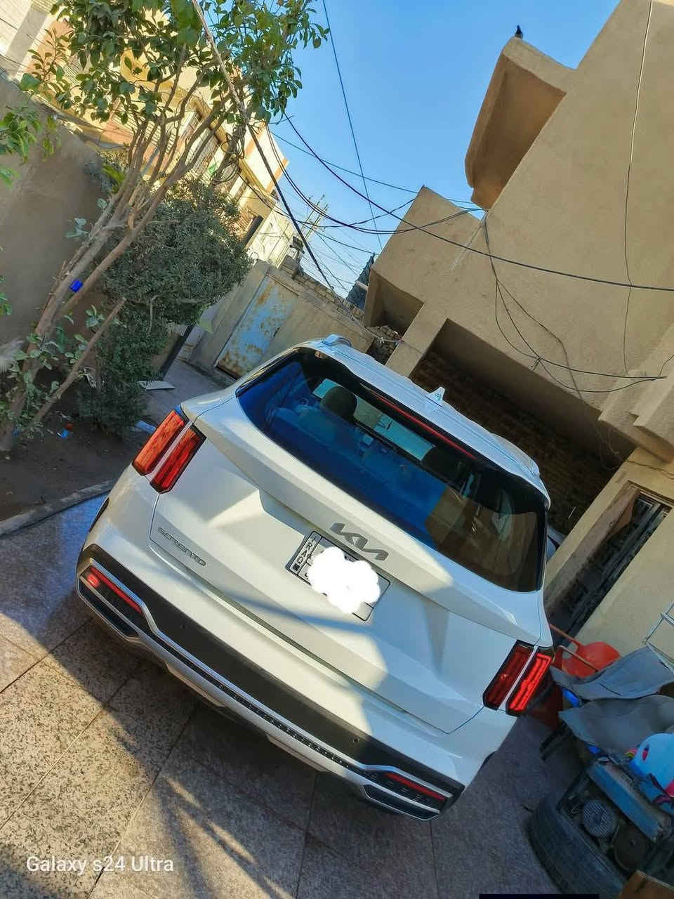 السلام عليكم سورنتو 2023 ماشيه 23 الف 
رقم بغداد الدولي 
مواصفات   السياره جديدة بمعنى الكلمه كلها على لزكات الشركة
كير موس
جنطه كهرباء
كراسي كهرباء عدد ٢
افيكيشن
تشغيل عن بعد
محرك 6V
اربع عدسات
شفتات ستيرن
بعد بيه مواصفات
تلفون ***********
          ***********
