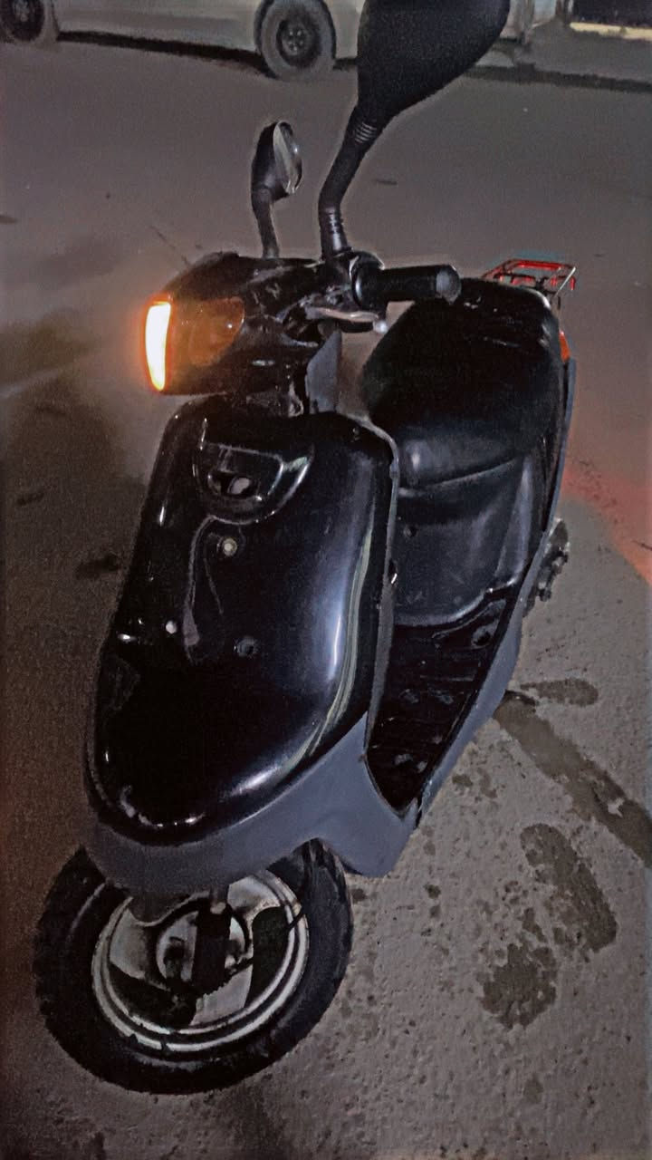 السلام عليكم دراجه بطه نقصها كفر الحاضنه وباتري اما الباقي كله شغال اشاير كهربائيات هورن كلوب خلفي كامل مكمل سعرها ٣٠٠ بيها مجال العنوان بغداد الدوره شارع ٦٠
***********
