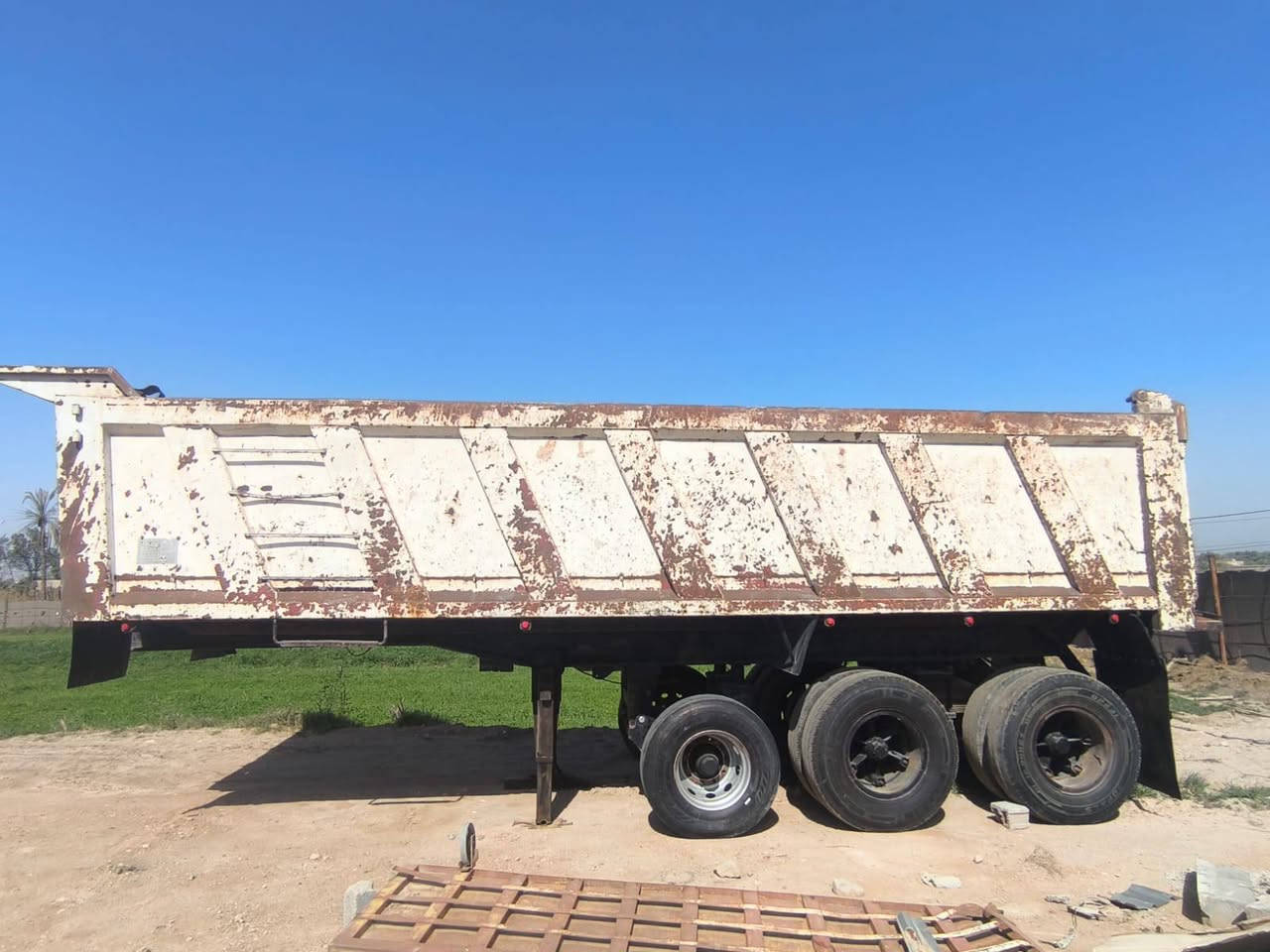 سلام عليكم عربانه لبيع مكفولة كفالة عامه مديل 2007 اي استفسار اتصال عله الرقم ***********
