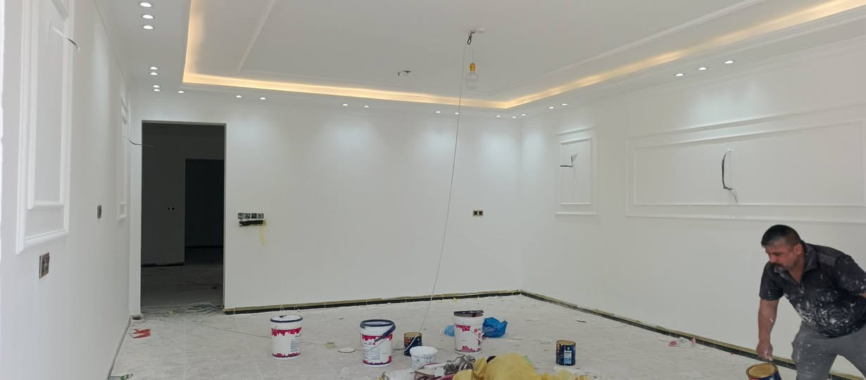 سلام عليكم عمل كافة انواع الديكور الخارجي والداخلي
جبس سحبات 
بديل الخشب بديل الرخام شيبورد 
سقوف ثانوية تغليف اشرطة جدارية 
صبغ داخلي وخارجي الاستفسار الاتصال ع الرقم واتساب ***********
