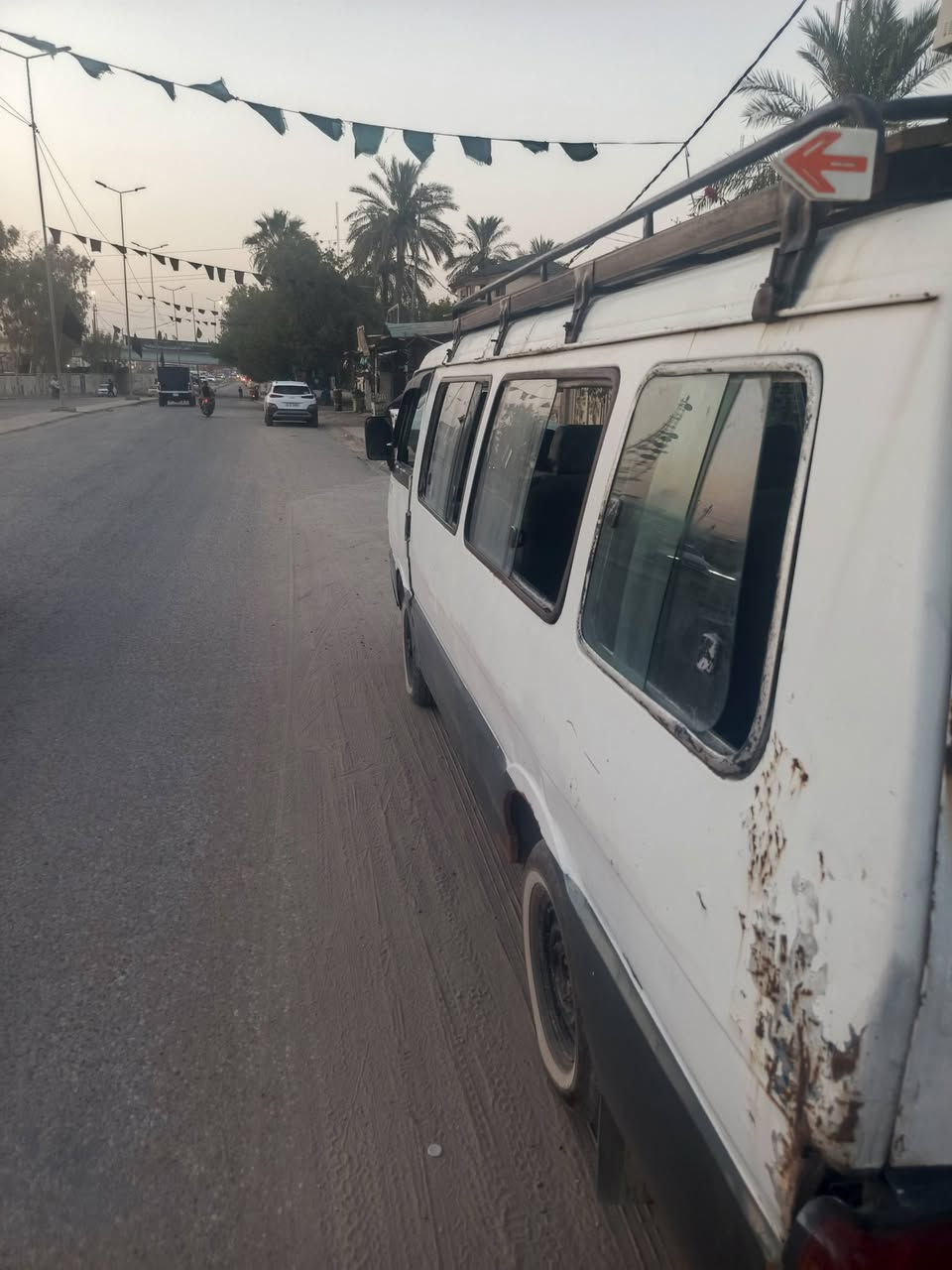 سلام عليكم كيا آسيا للبيع سياره رقم بغداد انكليزي سنويه لحد 2030 مصفره مكينه وكير نضاف يرادله ترتيب دوشمه كشنات جدد الشراي يتصل *********** مكاني حله ورديه خارج
