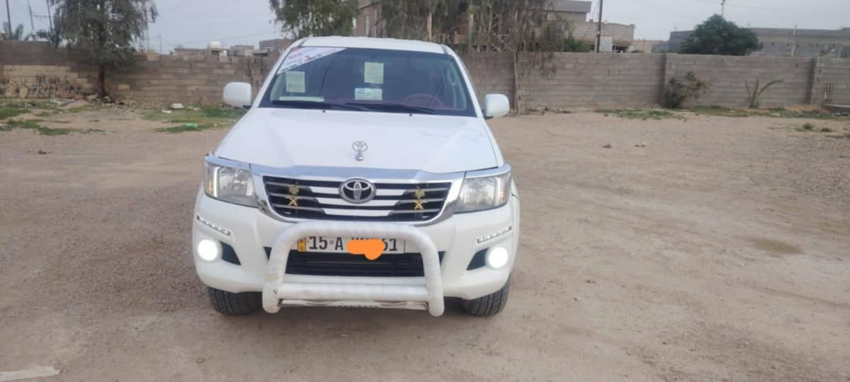 بيك اب 2013كير عادي بيها جاملغ وبنيد بدون دواخل الباقي مكفول السعر 170 ورقه ***********
